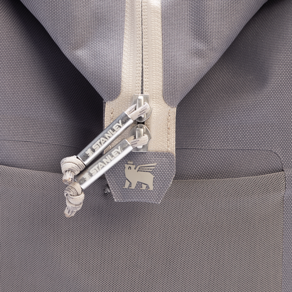 Stanley The All Day Julienne Max Cooler | 30 Can | 20 QT | 18.9 L