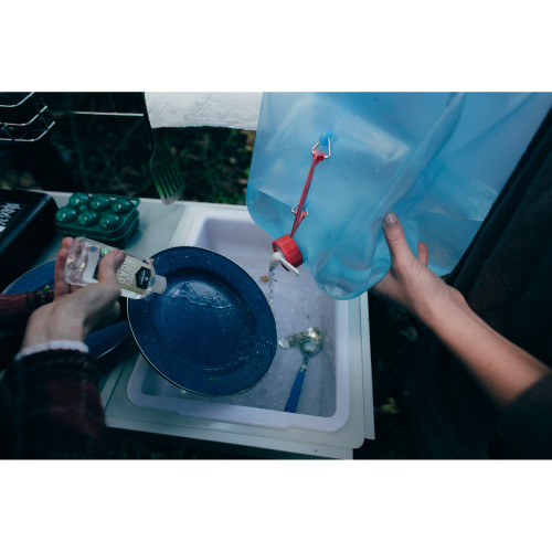 Stansport 5 Gallon Dispensing Water Carrier