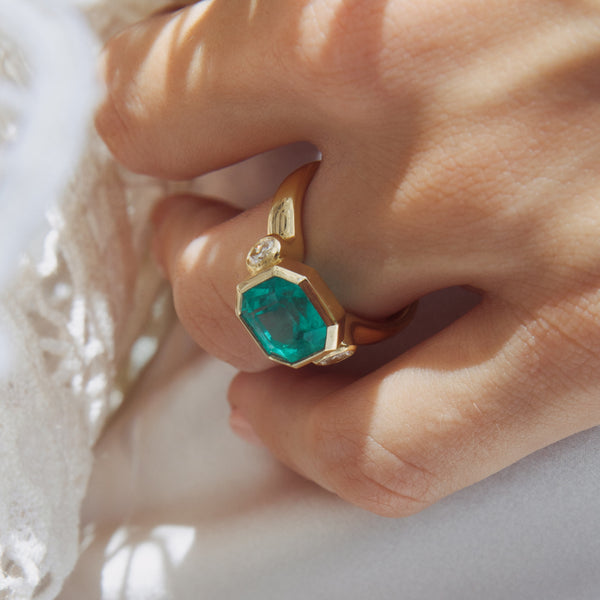 Starling 4.06ct Muzo Emerald And Diamond Floating Bezel Ring