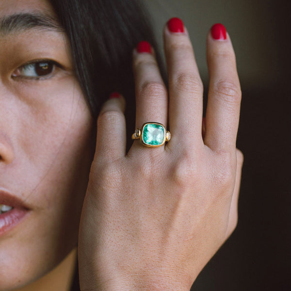 starling 5.90ct Muzo Emerald Cushion Cut And Diamond Three Stone Ring