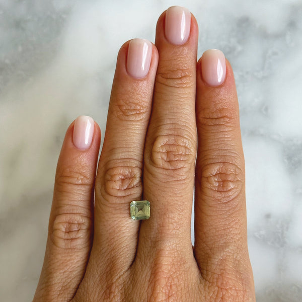 Starling BESPOKE 1.07CT MONTANA LIGHT GREEN SAPPHIRE