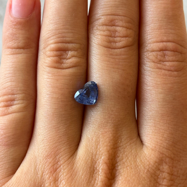 Starling BESPOKE 2.27CT SRI LANKAN SAPPHIRE HEART CUT