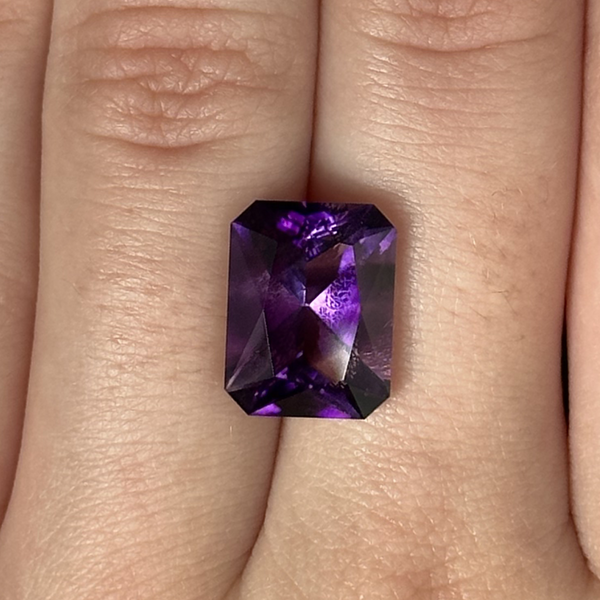 Starling Bespoke 5.68ct Arizona Amethyst Mixed Radiant Cut