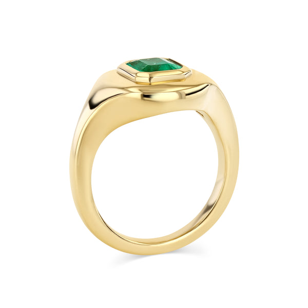 Starling 0.67CT MUZO EMERALD RIPPLE RING