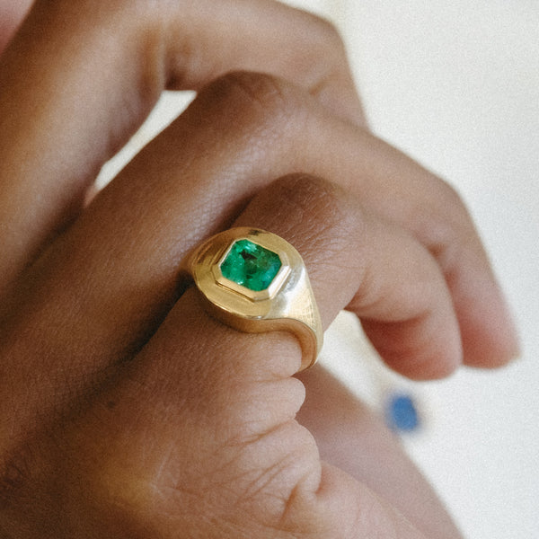 Starling 0.91CT MUZO EMERALD RIPPLE RING