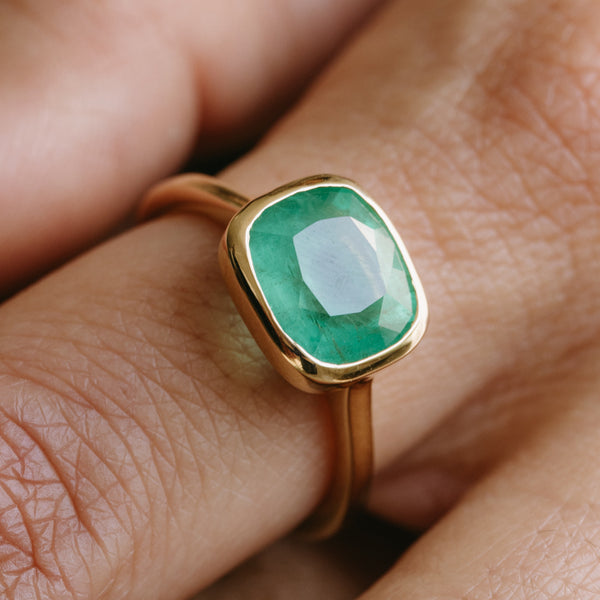 Starling 2.87ct Emerald Bezel Ring