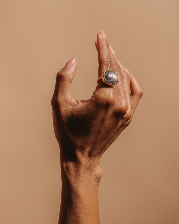 Starling 33.52ct Star Sapphire Cabochon Bezel Ring