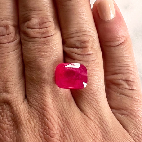 Starling 9.03CT VIVID PINK SPINEL RING