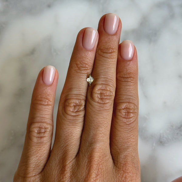 Starling BESPOKE 0.32CT BROWN-GREEN DIAMOND