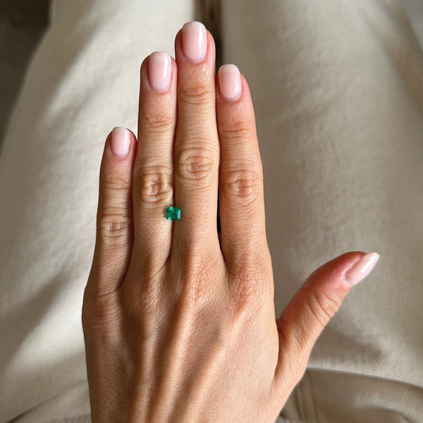 Starling BESPOKE 0.60CT MUZO EMERALD