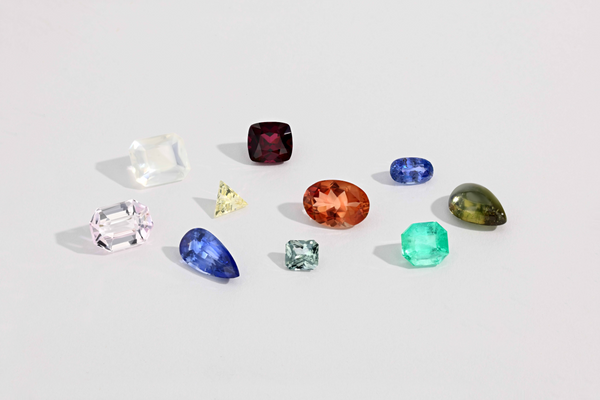 Starling BESPOKE 0.91CT TRILLIANT YELLOW SAPPHIRE