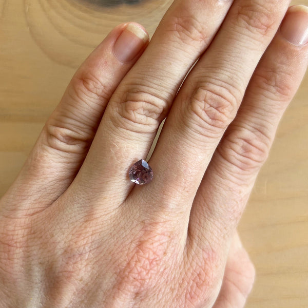 Starling BESPOKE 1.05CT PEAR AMETHYST