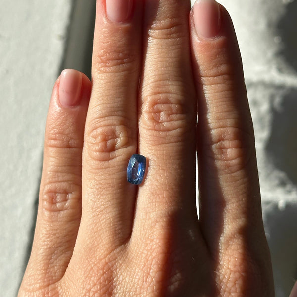 Starling BESPOKE 1.11CT SRI LANKAN SAPPHIRE