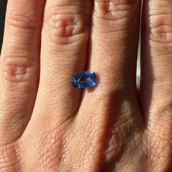 Starling BESPOKE 1.11CT SRI LANKAN SAPPHIRE