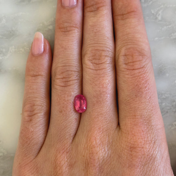 Starling BESPOKE 1.53CT HOT PINK SPINEL