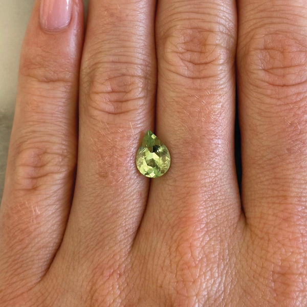 Starling BESPOKE 1.56CT GREEN PERIDOT PEAR