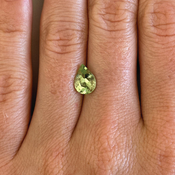 Starling BESPOKE 1.56CT GREEN PERIDOT PEAR
