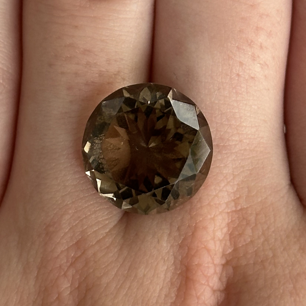 Starling Bespoke 12.36ct Smokey Quartz Round Cut