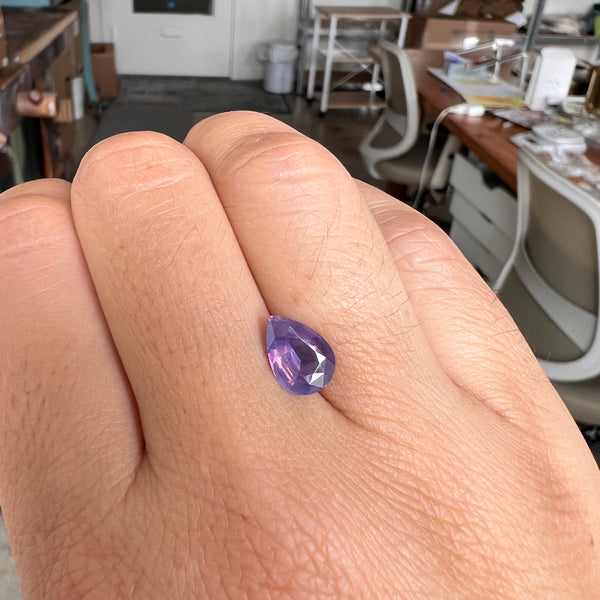 Starling BESPOKE 2.06CT VIOLET SAPPHIRE