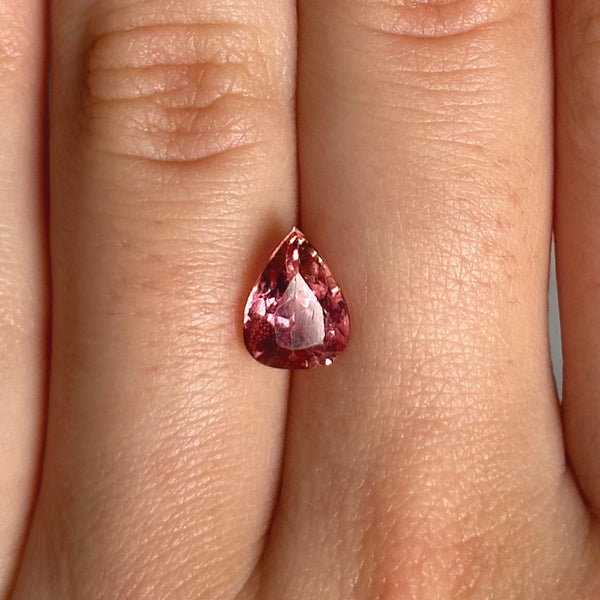 Starling Bespoke 2.17ct Imperial Topaz