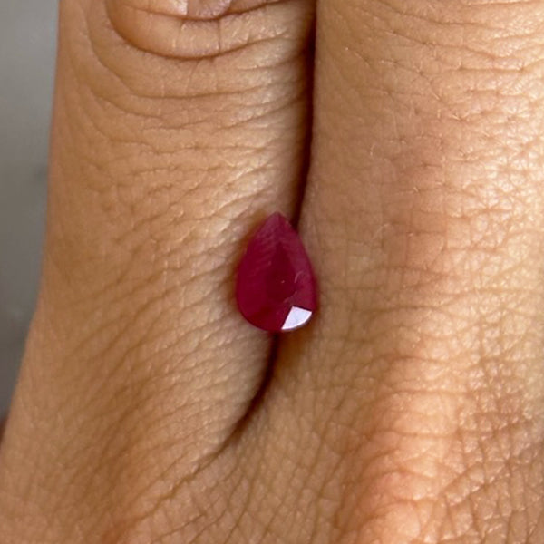 Starling BESPOKE 2.20CT PEAR SHAPED RUBY RING