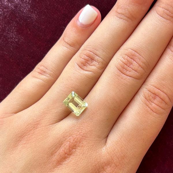 Starling BESPOKE 2.22CT LIGHT GREEN BERYL
