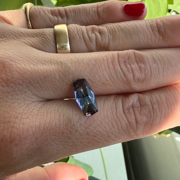Starling BESPOKE 2.51CT TANZANITE