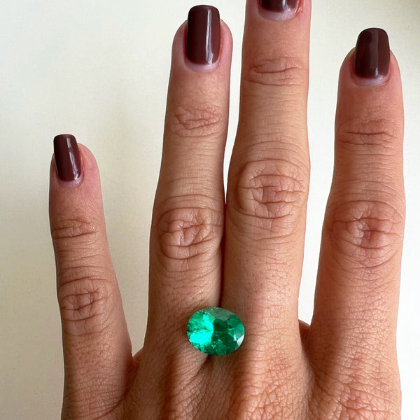 Starling BESPOKE 3.36CT MUZO EMERALD RING