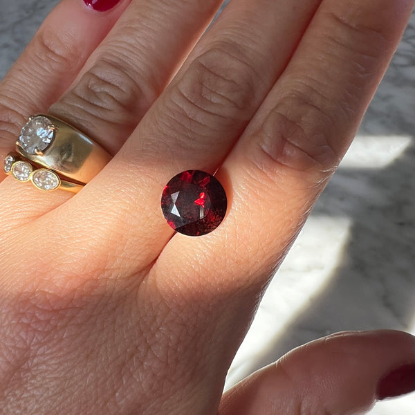 Starling BESPOKE 5.23CT GARNET