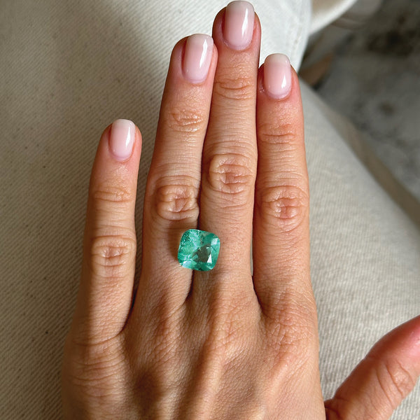 Starling BESPOKE 5.52CT MUZO CUSHION CUT EMERALD