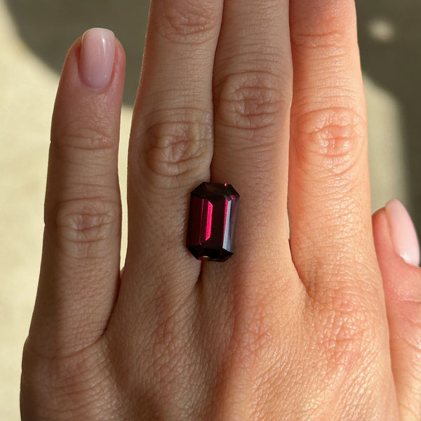 Starling BESPOKE 7.99CT ANZA RHODOLITE GARNET