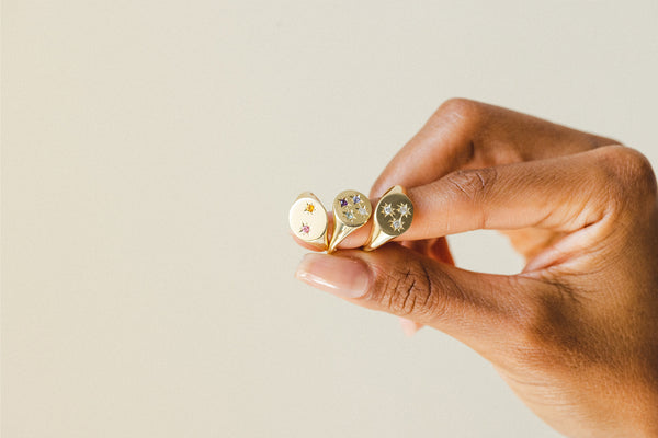 Starling BIRTHSTONE COMPASS SIGNET RING 3 STONES