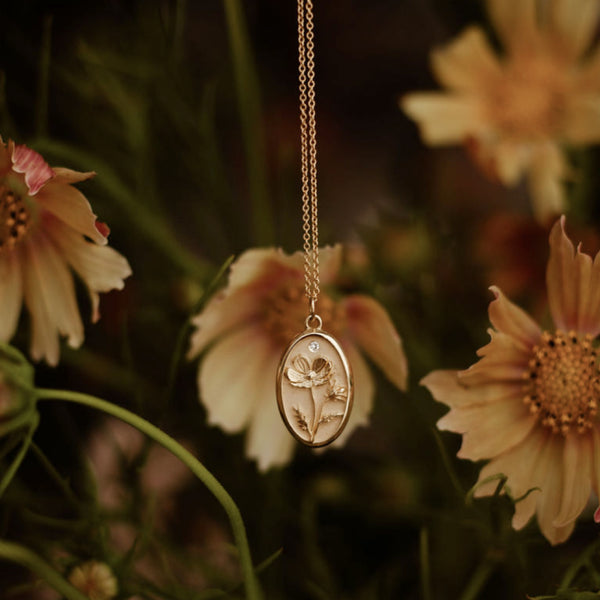 Starling COSMO FLOWER CHARM