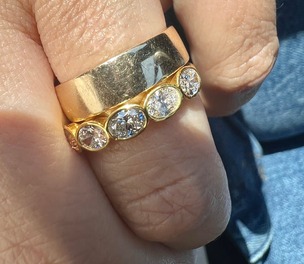 Starling DIAMOND OVAL BEZEL RING