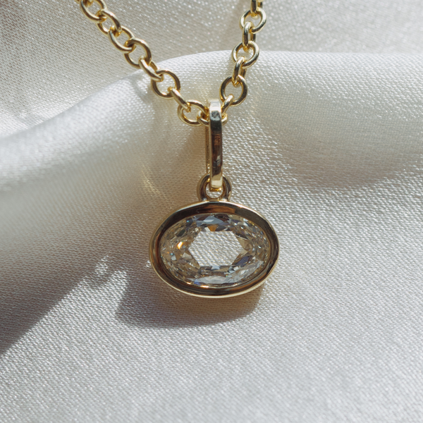 Starling DIAMOND OVAL BIRTHSTONE CHARM