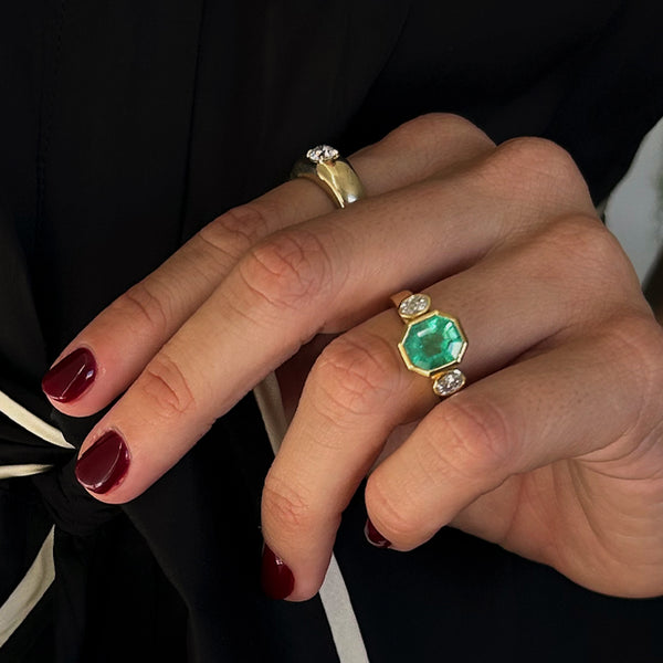 Starling EMERALD & DIAMOND FLOATING RING
