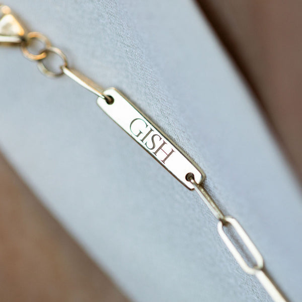Starling ENGRAVED BAR NECKLACE