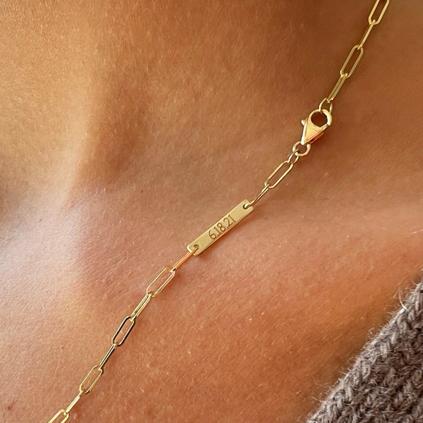 Starling ENGRAVED BAR NECKLACE