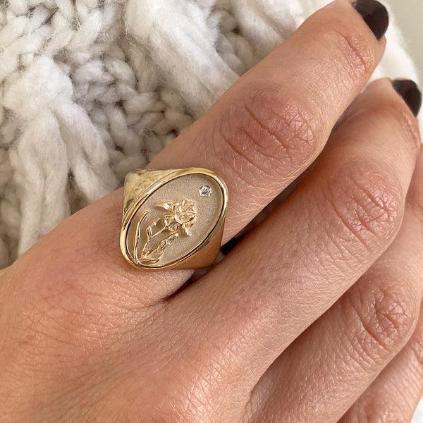 Starling FEBRUARY BIRTH FLOWER SIGNET RING