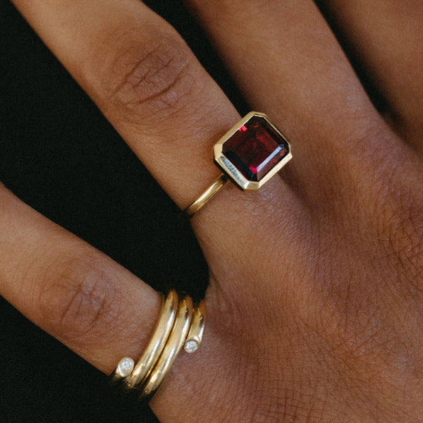 Starling GARNET JULIA BIRTHSTONE RING