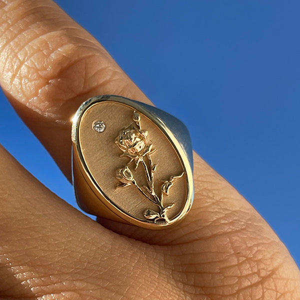 Starling JUNE BIRTH FLOWER SIGNET RING