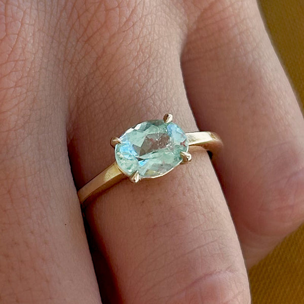 Starling LIGHT GREEN TOURMALINE PRONG RING