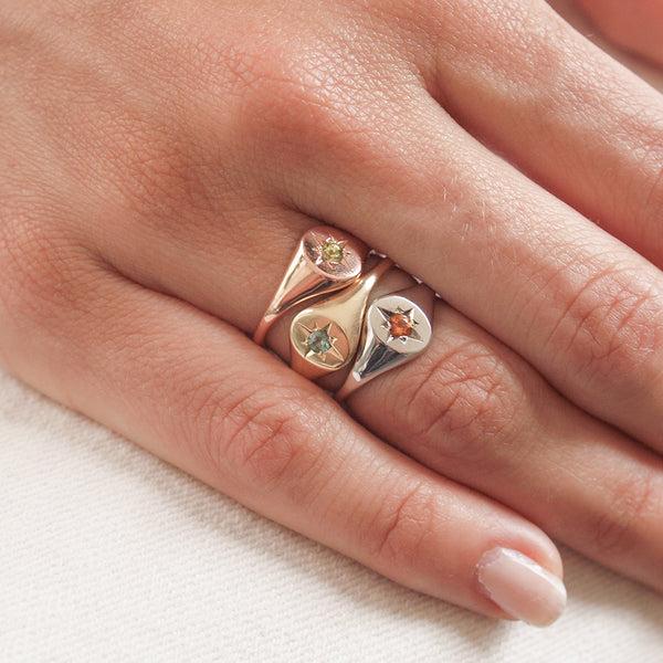 Starling PERIDOT NORTH STAR SIGNET RING