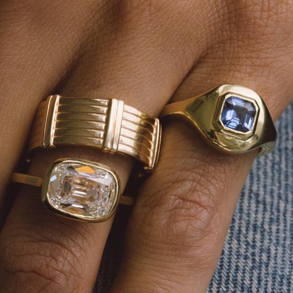 Starling SAPPHIRE RIPPLE SIGNET RING