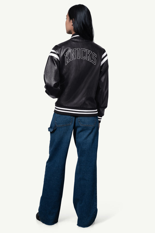 Starter WOMENS NEW YORK KNICKS FAUX LEATHER VARSITY JACKET