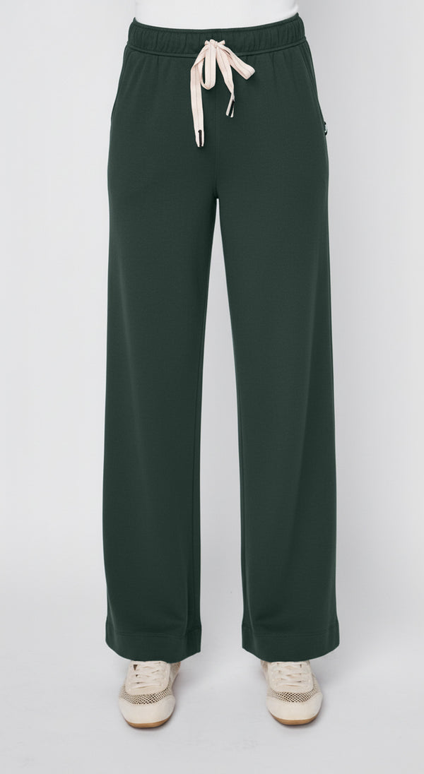 stateside Softest Fleece Drawstring Pant in Everfall