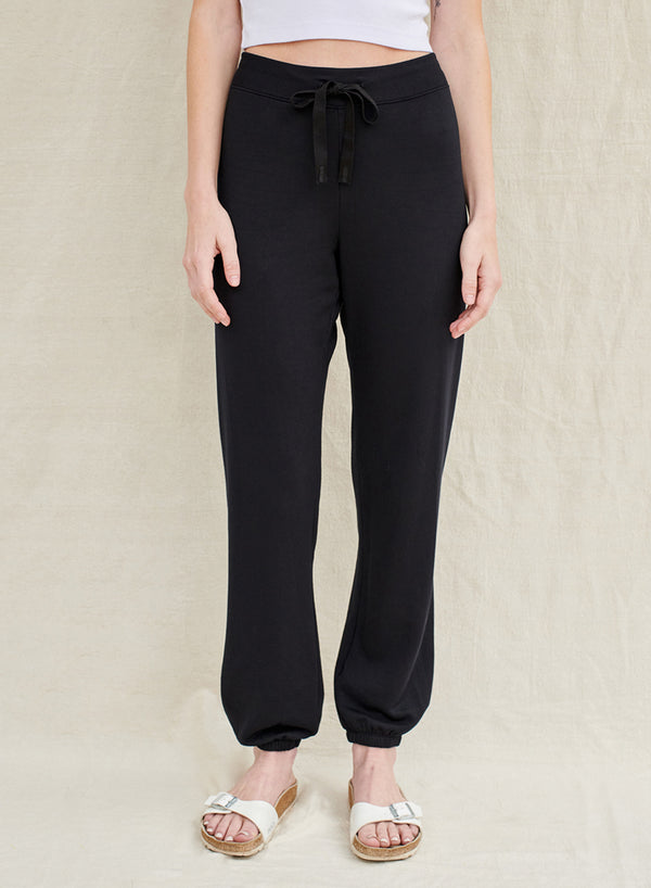 Stateside Softest Fleece Drawstring Sweatpant In Black