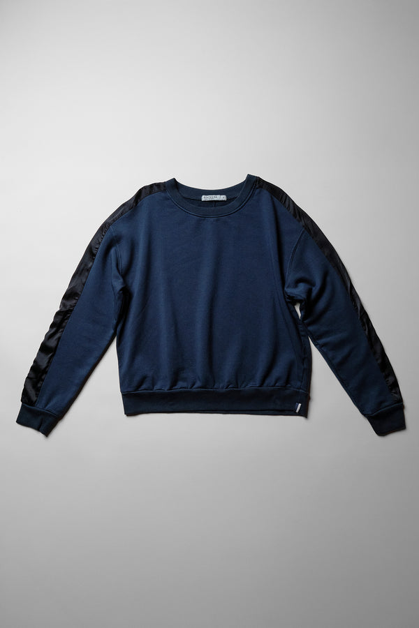 Stateside Softest Fleece Satin Trimmed Pullover In New Navy