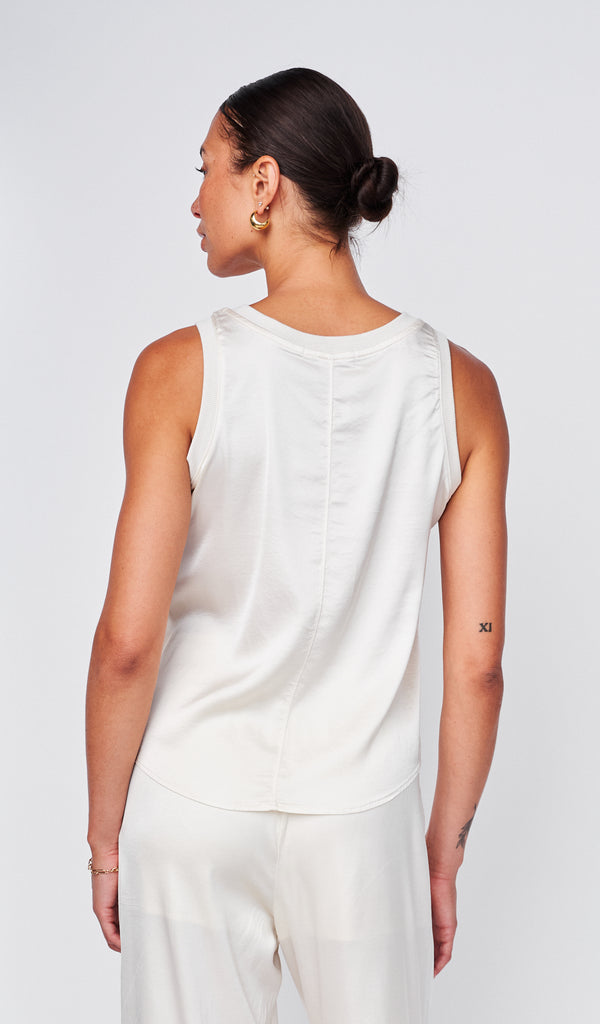Stateside Cosmo Satin Sleeveless Top In Cream
