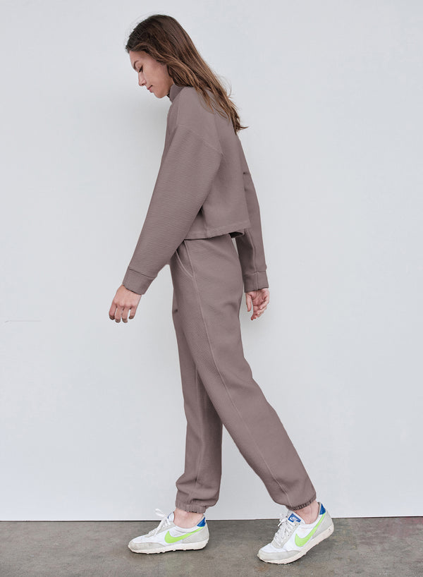 stateside Horizontal Rib Sweatpant in Walnut